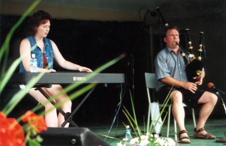 Tracey Dares & Paul MacNeil Highland Village Day 2001